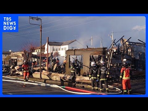 茨城県ひたちなか市のバイク店で火事　男性1人が病院搬送　隣接する飲食店にも延焼し2棟全焼　茨城県警｜TBS NEWS… サムネイル