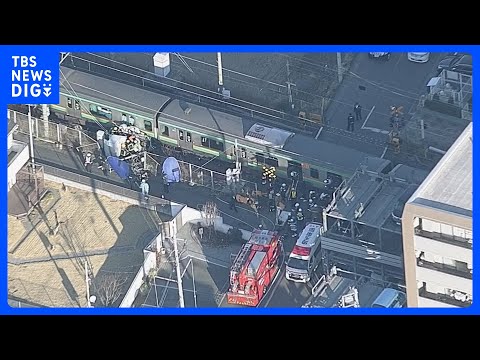 JR新白岡駅近くの踏切で電車と乗用車が衝突　乗用車の男性運転手(67)けがも意識あり　JR宇都宮線は白岡駅と古河駅の上… サムネイル